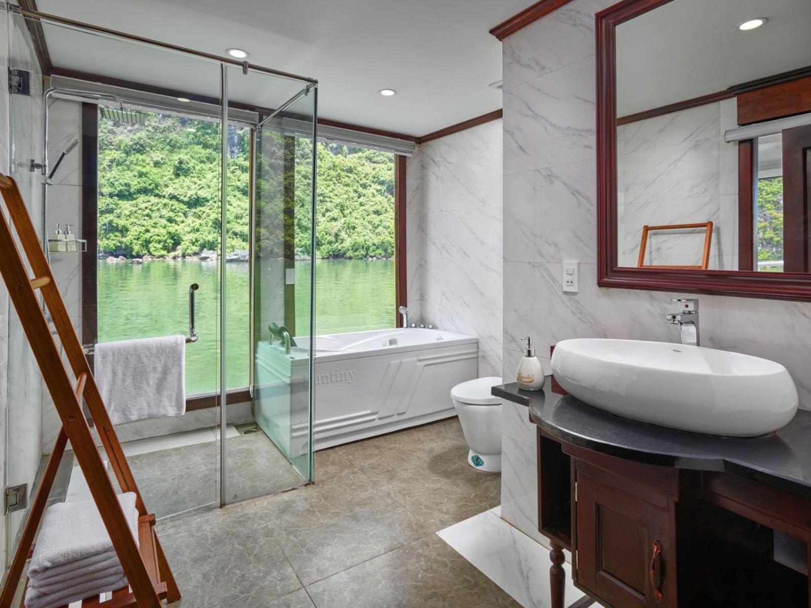 Halong Luxury Cruise Hotel Ha Long Bagian luar foto